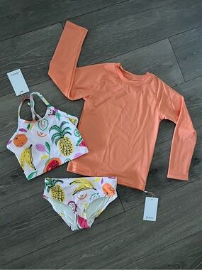 NWT Quince Girls Peach Long-Sleeve Rash Guard Swim Set with Fruit Print Bikini
